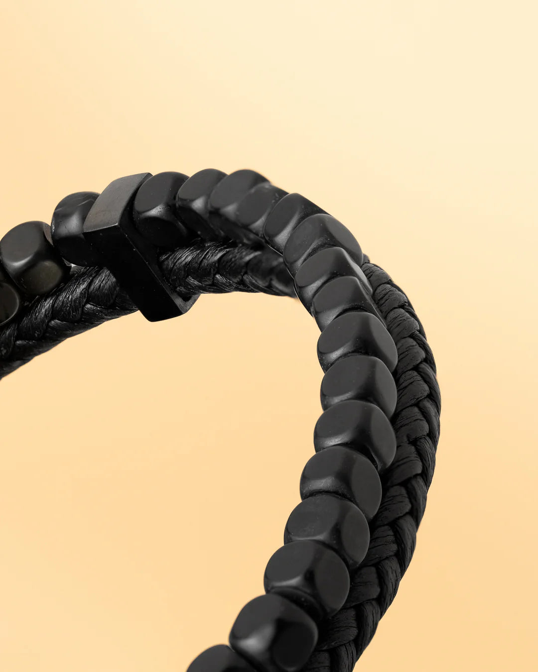 GEMINi DUBBELEN ARMBAND MET NAPA LEDER EN AGAAT STEEN