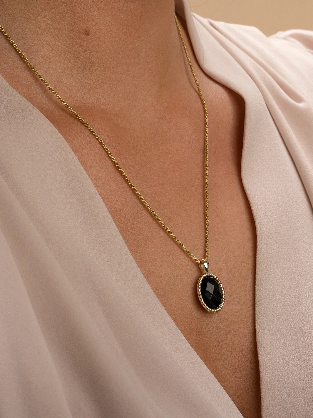 SPARKLING Pendant Gold Onyx Twist