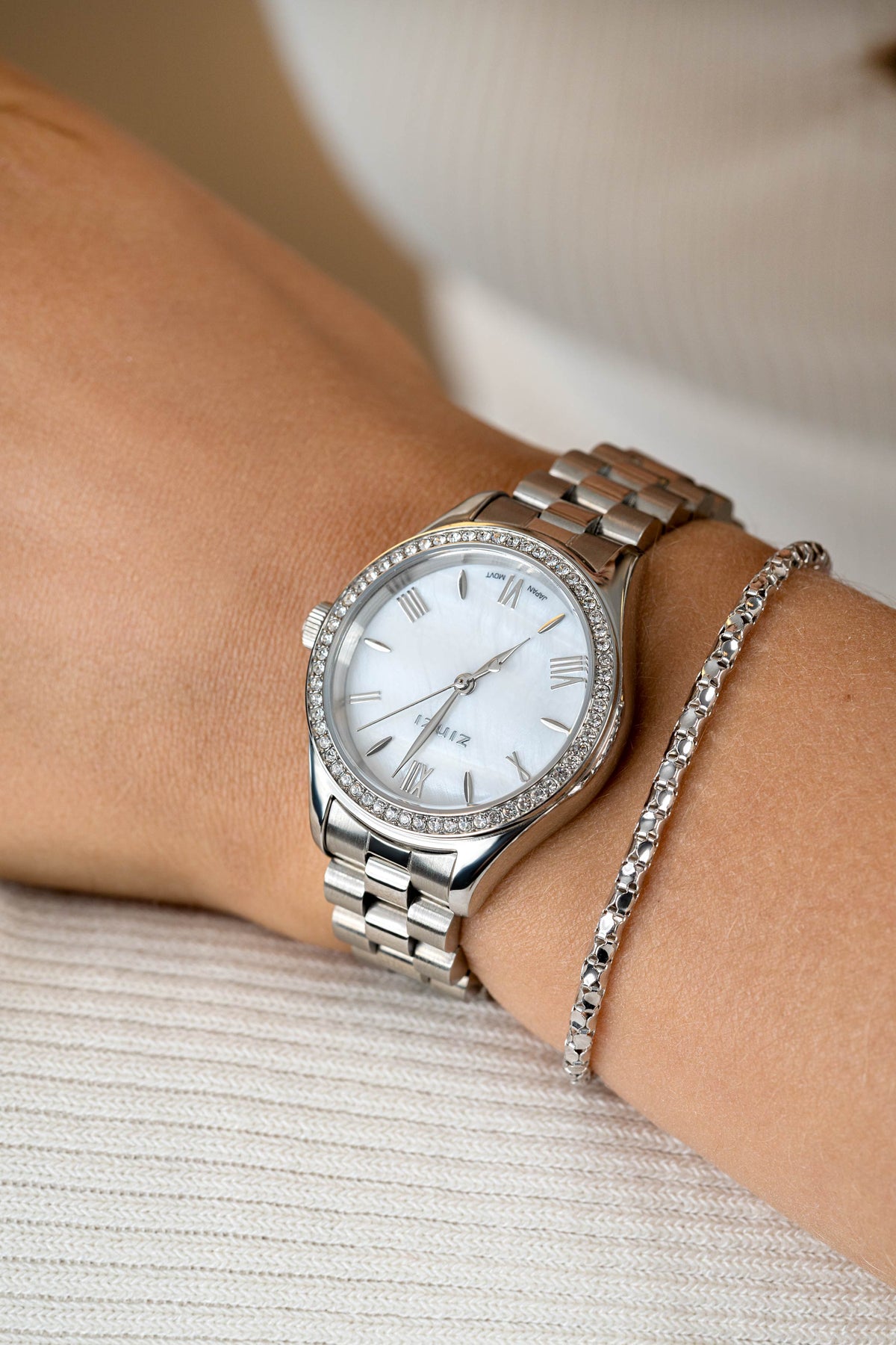 ZINZI Zilveren Horloge Met Parelmoer Wijzerplaat en Zirconia’s ZIW2417