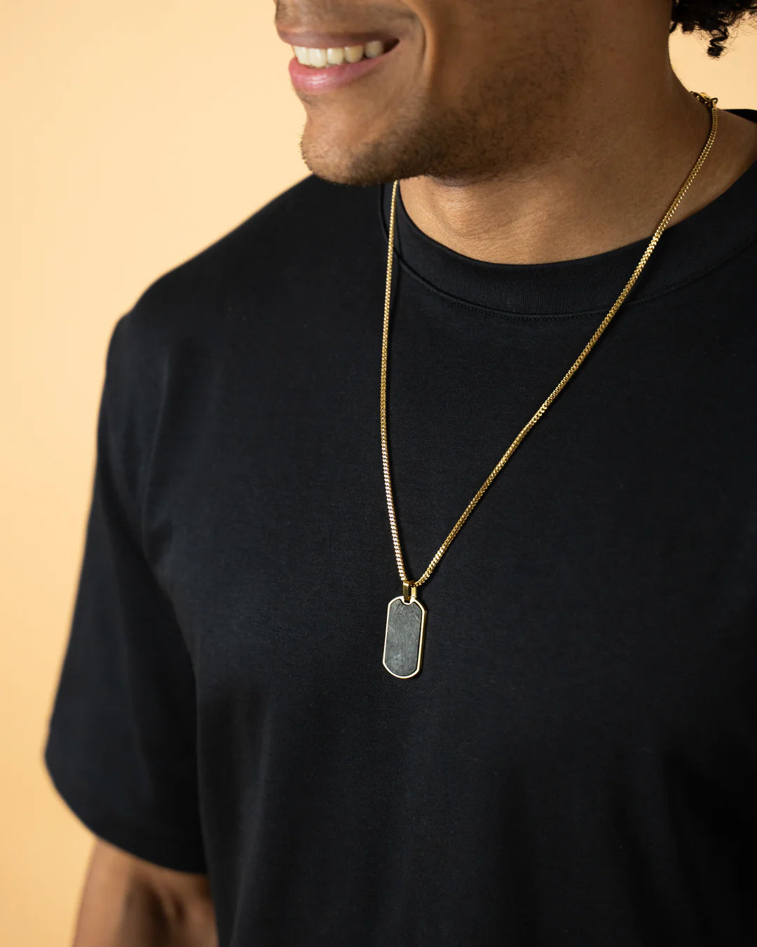 GEMENI GOUDEN KETTING MET CARBON HANGER