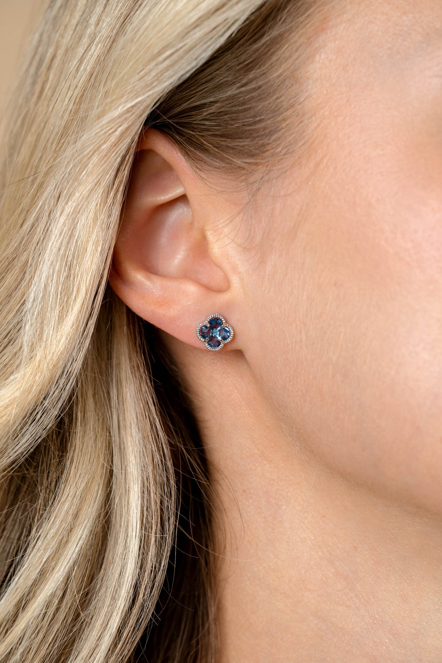 ZINZI ZILVEREN OORKNOPJES KLAVER BLAUW ZIO2663B