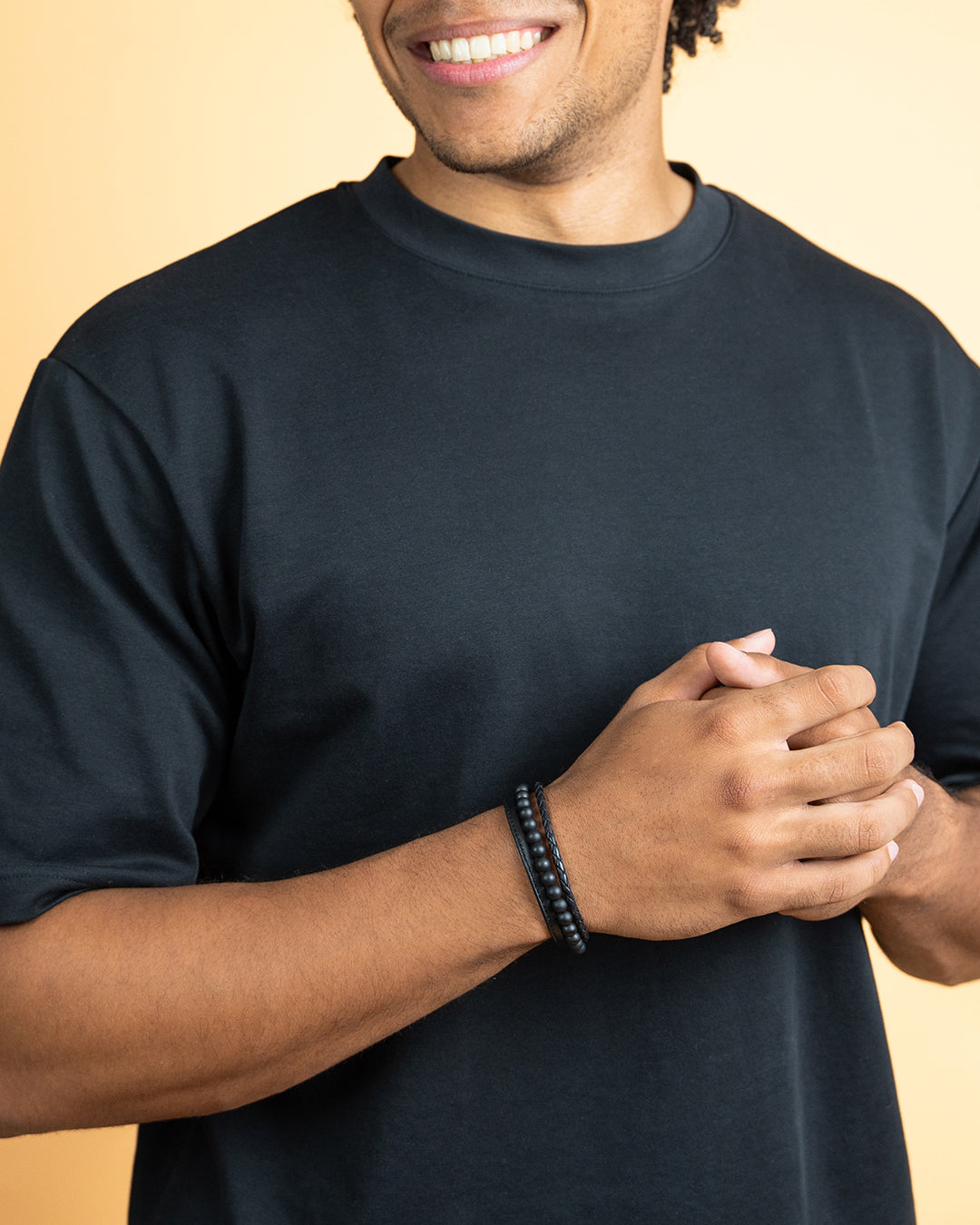 GEMENI TRIPLE BLACK ARMBAND NAPPA LEDER MET AGAAT STEEN