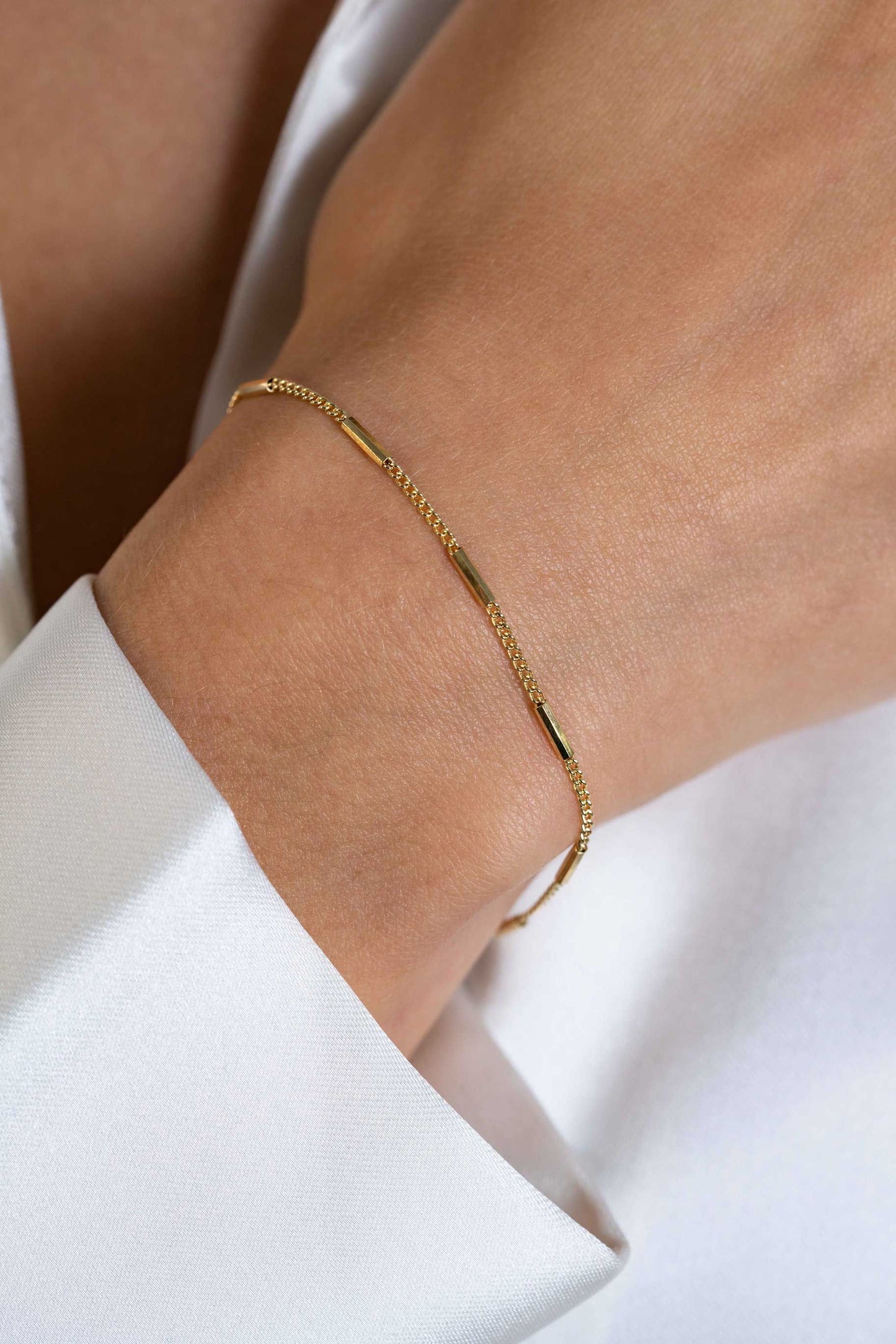 ZINZI ARMBAND GOLD PLATED GOURMET MET STAAFJES
