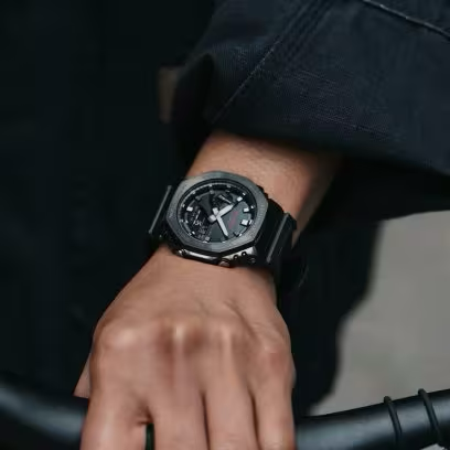 CASIO G-SHOCK GM-2100CB-1AER