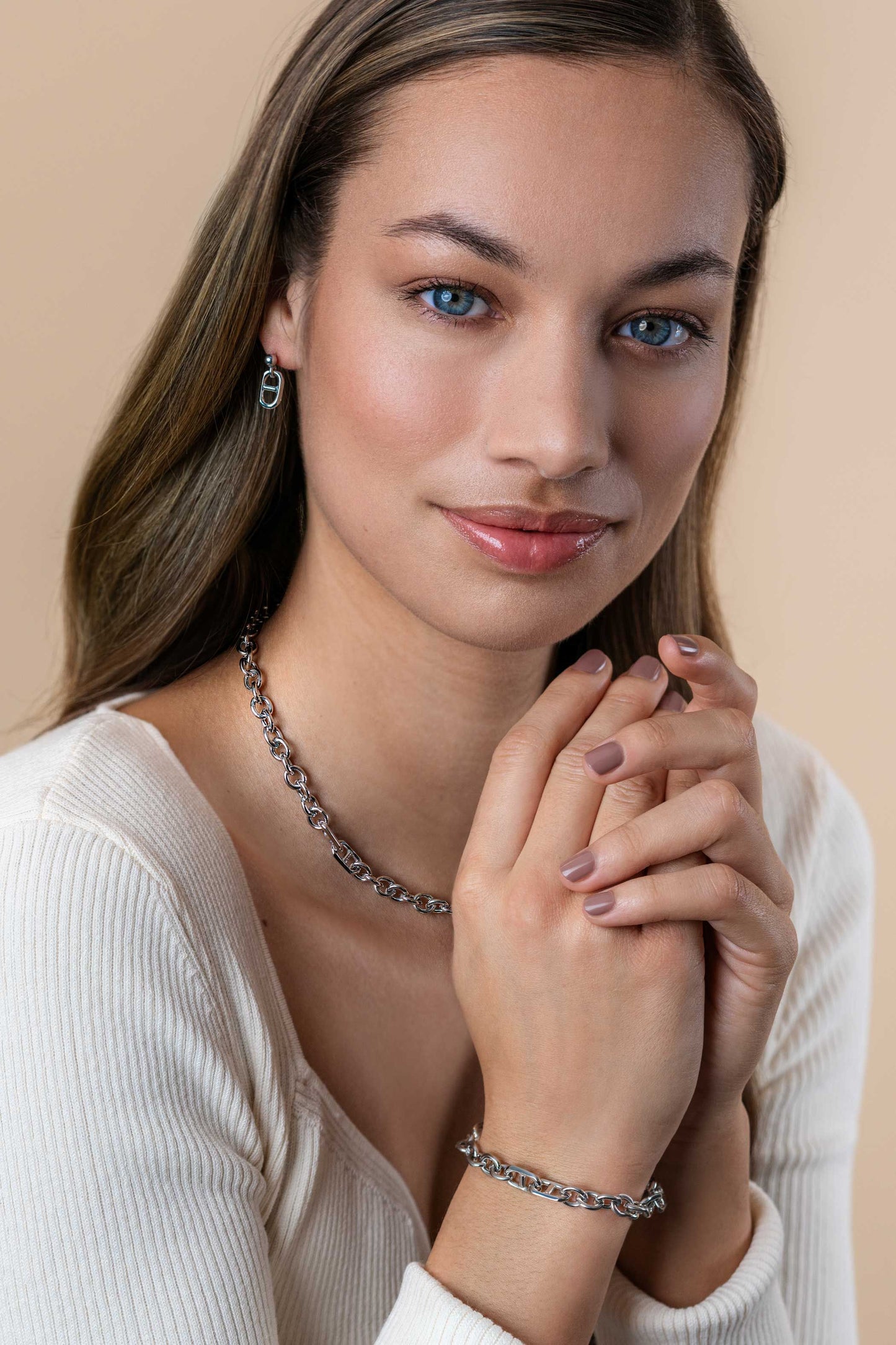 ZINZI zilveren schakel armband, waarbij ronde schakels zijn gecombineerd met zes trendy grotere marine schakels 7,8mm breed 17-20cm