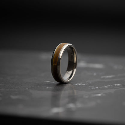 GEMINI Rota 6mm Silver Titanium ring with Tiger Eye stone