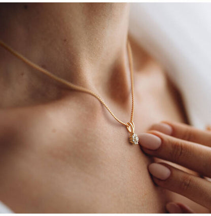 Yara Rosette Collier – 9k goud met 0.13 ct lab-grown diamant