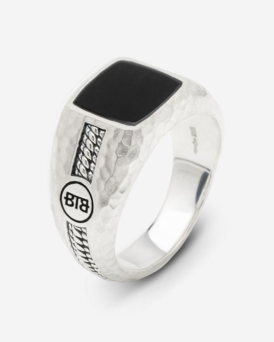 BUDDHA TO BUDDHA TANGGUH SMALL RING ONYX ZILVER