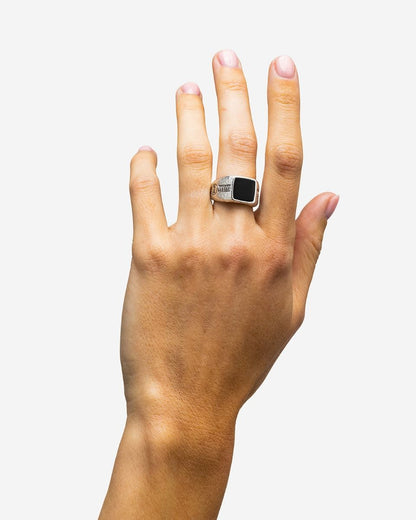 BUDDHA TO BUDDHA TANGGUH SMALL RING ONYX ZILVER