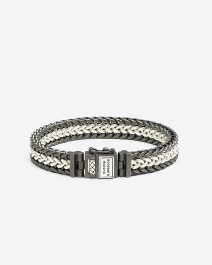 BUDDHA TO BUDDHA ARMBAND JULIUS BLACK RUTHENIUM DUOTONE ZILVER