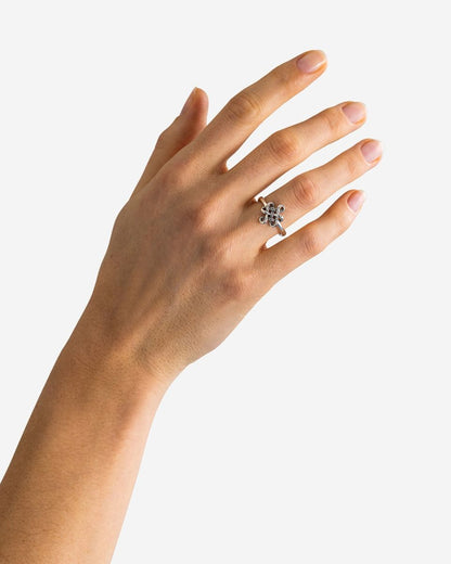 BUDDHA TO BUDDHA RING ENDLESS KNOT ZILVER