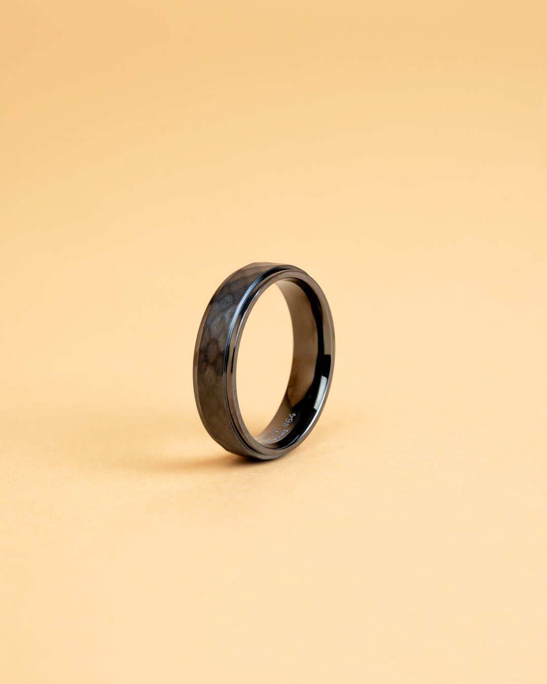 GEMINI Duplus 6mm Titanium ring with black on black finish