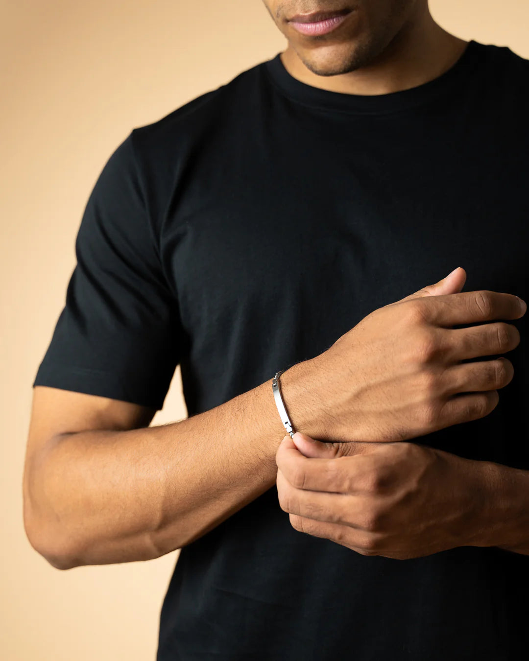 GEMENI MEMENTO 3 MM ARMBAND MET ZILVEREN AFWERKING