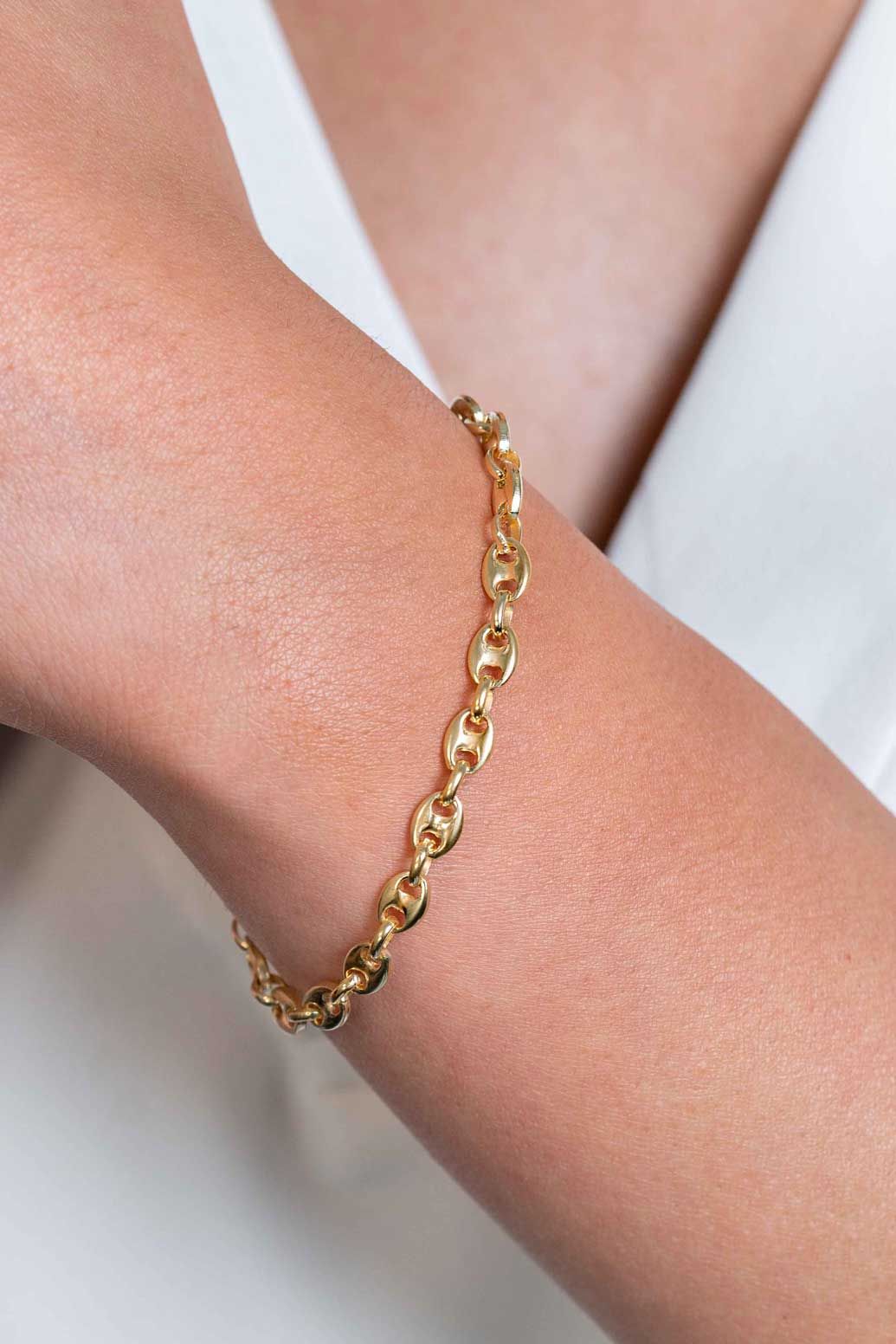 ZINZI ARMBAND GOLD PLATED KOFFIEBOON SCHAKEL 5MM