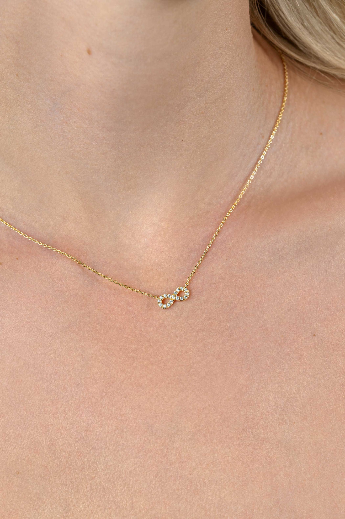 ZINZI COLLIER VERGULD INFINITY ZIRCONIA