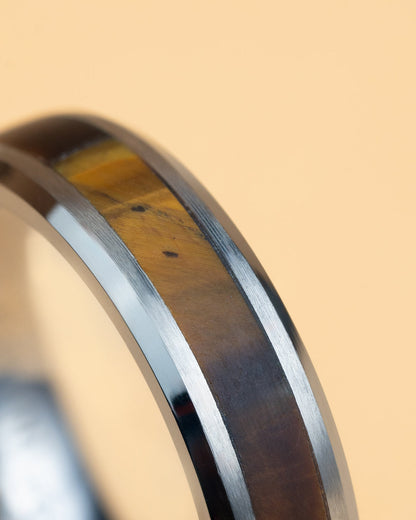 GEMINI Rota 6mm Silver Titanium ring with Tiger Eye stone