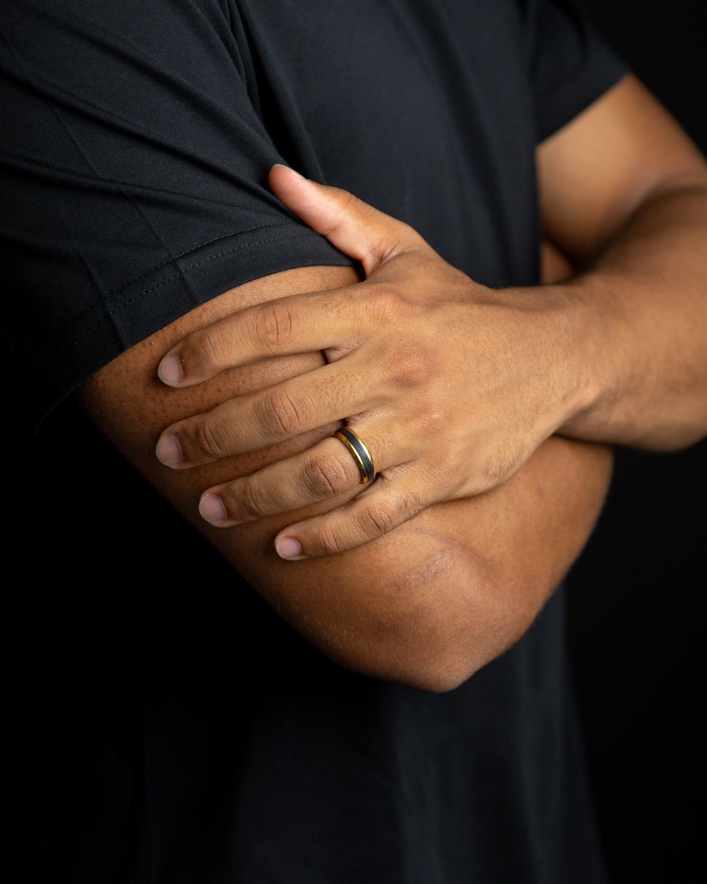GEMINI Rota 6mm Gold Titanium ring with forged Carbon