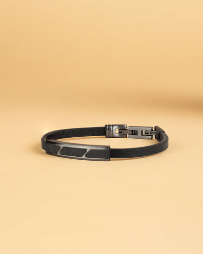 GEMINI Black leather bracelet finished with forged carbon